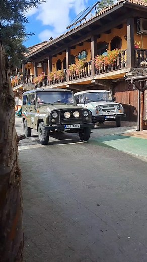 🌍🦁✨ Safari Adventure Velingrad – приключението, което не спира никога! 🚙🌲 Организирано 365 дни в годината, защото за нас времето не е пречка, а част от магията 🌧️☀️❄️. Готови ли сте да почувствате адреналин, свобода и незабравими емоции? 🎥🔥 🎶 Приключенията ви отвеждат в свят на диви пейзажи, смели усмивки и истинско сафари настроение! 👉 Присъедини се към нас и открий защо Велинград е сърцето на приключенията! SafariAdventureVelingrad #365DaysOfAdventure #NoLimits #TravelBulgaria Adrenal