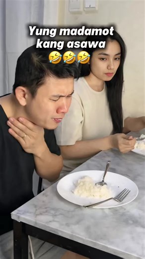 Yung may madamot kang asawa 🤣 #facebookreels #reelsviral #couple #reels #comedy