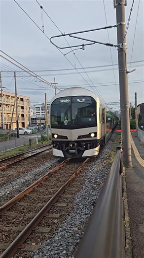 香西駅を高速通過する マリンライナー