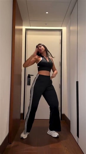 baby ankh teri dopamine guru choreography #musically #dance #trending #viralshort #ytshorts