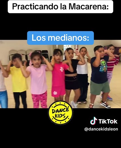 Practicando la Macarena 😁⭐️ #macarena #baile #alumnos #clasesbaile #dancekids #zumbakids #leóngto