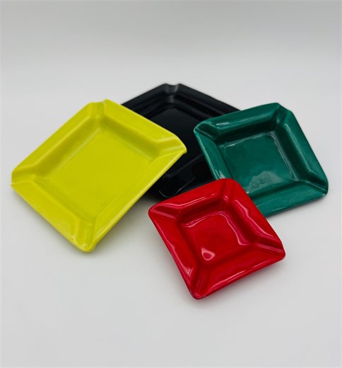 MOD Ceramic Nesting Ashtrays - Set of 4 - Etsy