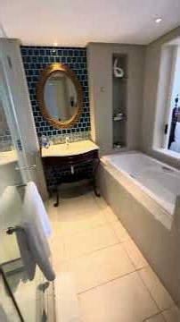 Southern Sun Maputo QUICK HOTEL ROOM TOUR Mozambique