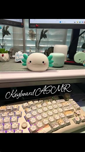 🍀 Just a lil #keyboardasmr #typingasmr #wfhlife #remotenurse #mechanicalkeyboard ⌨️ Enjoy!