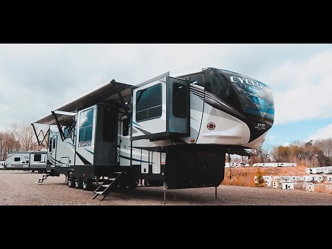 2021 Heartland Cyclone 4214 Walk-Through / RV Outlet USA