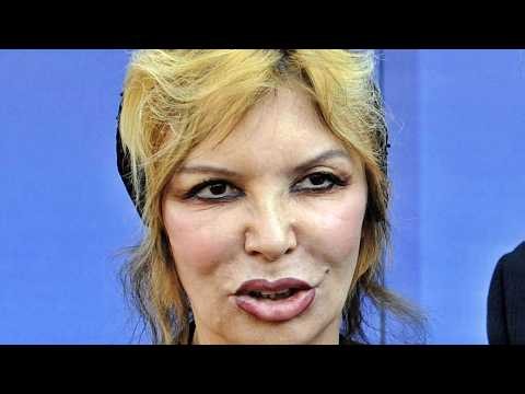 Take a deep breath before you see Thea Gottschalk without makeup