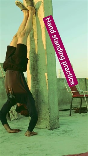 hand standing practice #viralsongs #gymmotiuationoideo #gymreels #viral #montagem coma songs#ytst