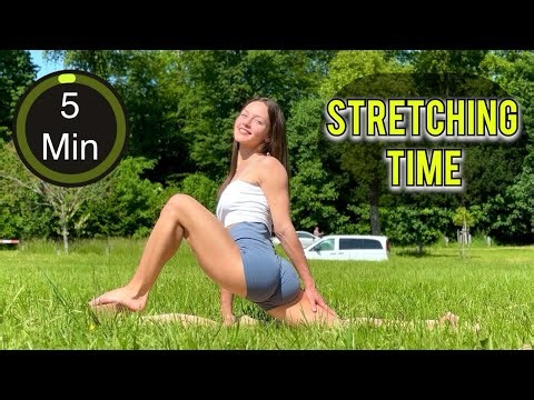 Legs stretching | 5 minutes outside