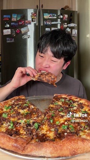 Delicious Birria Pizza Recipe for Easy Dinner Ideas
