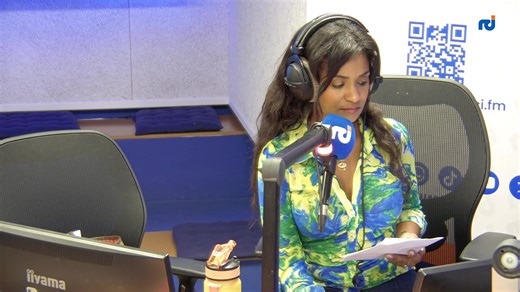 Retrouvez vos émissions en live et plongez au cœur de l’actualité, des débats et des échanges qui font vibrer la Guadeloupe et la Caraïbe. Invités, interviews, analyses, discussions, musique, témoignages… des rendez-vous vivants et interactifs pour rester connectés à ce qui compte. Suivez vos émissions en radio et en vidéo, et participez avec nous en direct sur RCI Guadeloupe. RCI, c’est la vie #RCIGuadeloupe #LiveRCI #EnDirect #Radio #Caraibe #Guadeloupe #InfoLocale #EmissionLive #RCI | RCI Gua