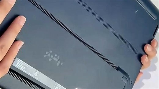【外星人推荐】Alienware m16 R2 旗舰游戏本：Ultra 9 处理器 + RTX 4060 显卡 + 32GB 内存 + 2TB 固态 + 2.5