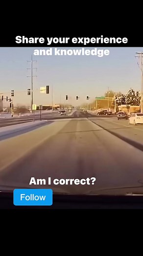 2.8M views · 10K reactions | Turning laws are not that complicated 藍藍 #reels #trucking #drivingwithjohn #ShareThisPost #trucker #follow #laws #turning | Driving With John | Facebook