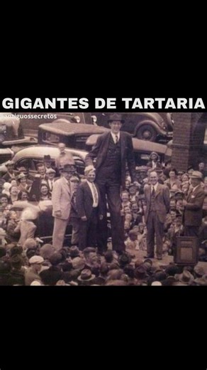 SECRETOS DE LA ANTIGÜEDAD on Instagram: "Desde los templos mayas hasta las pirámides de Egipto, o los grandes templos de la India, hay algo que no cuadra en las historias oficiales. 🤔🔮 ¿Alienígenas, gigantes, o tecnología perdida? Si alguna vez te has preguntado quién o qué ayudó a las civilizaciones antiguas, este es tu lugar. 🛕👽 👉🏻 COMENTA: LIBRO descubre la verdad oculta entre las sombras del pasado. Quizás, aquí encuentres las piezas que faltaban en el rompecabezas de la historia human