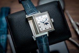 Strap Guide: JLC Reverso Grande Sun-Moon 240.8.27
