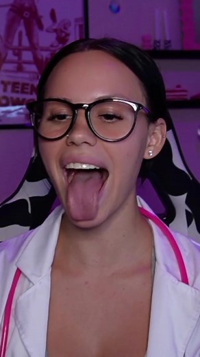 Simone ASMR Doctor Roleplay for Relaxation