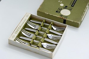 Vintage ONEIDA Stainless Steel Boxed Set 6 Pastry Forks Retro - Etsy
