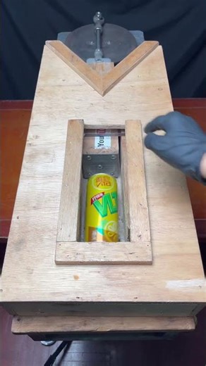 中国易拉罐来了 #cancrushin #cancrushing #satisfying #drink”#ASMR#CansTV#云解压#解压#缓解压力#声音疗愈#FallintoShorts