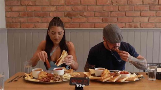 The Picnic Basket’s Full English Breakfast Challenge: Eater vs Builder in a Battle of Appetite