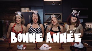 BONNE ANNÉE À VOUS TOUS! Merci d'être là avec nous et de rire de nos folies! On vous aime et on vous souhaite une merveilleuse année VIN🍷 VIN🍷 (2020) | Fillettes Pompettes