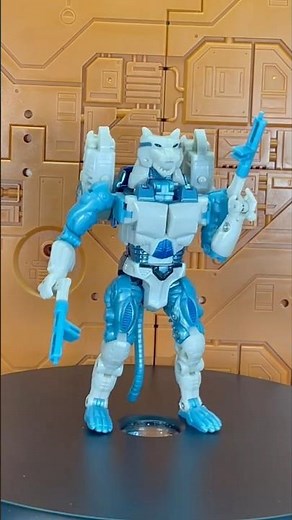 Transformtober Day 25: BotCon 2001 Exclusive Tigatron Review