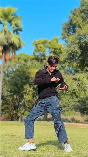 Kamar ha ki matka ho😜 #bhojpurisong #trendingreels #dance #shortvideo #explore #foryou #reels