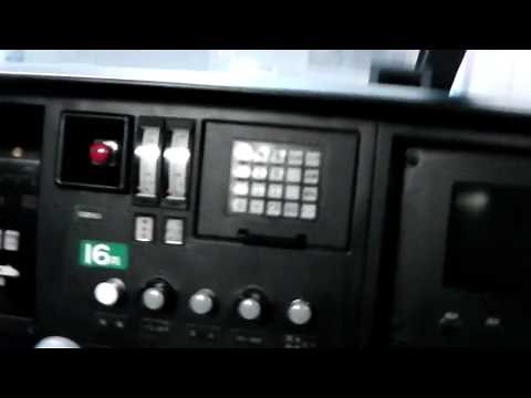 100 Series Shinkansen motorman's cab 100系新幹線運転台・運転席