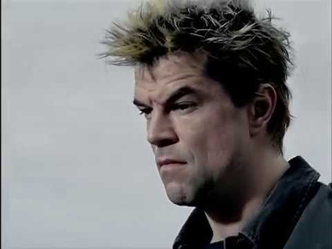 Die Toten Hosen // Nur zu Besuch [Offizielles Musikvideo]