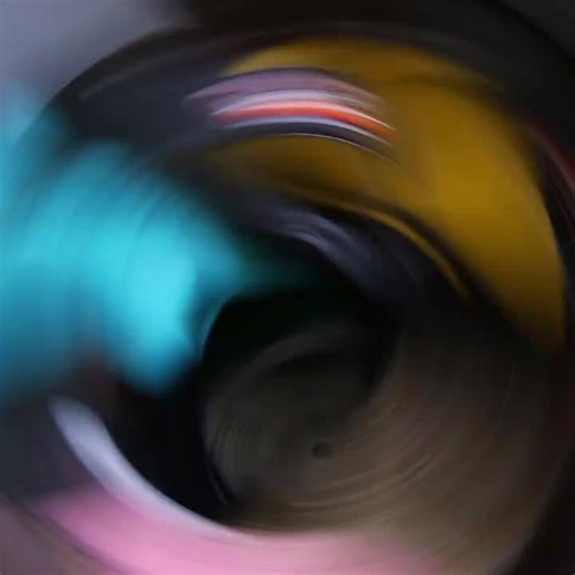 Say goodbye to laundry chores! 🚫✨ BubblyMat Laundry offers free pick-up and delivery, saving you time and effort.