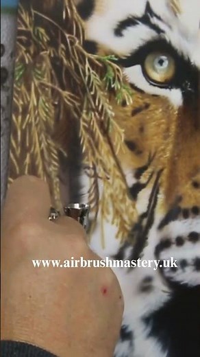 Learn to Airbrush Stunning Wildlife