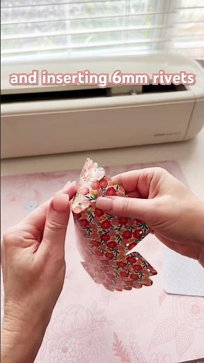 Making a Mini Basket from Faux Leather with a Cricut Explore 5