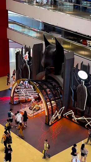 5.3K views · 216 reactions | #batman | DC Universe - Fan | Facebook