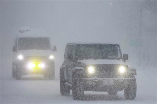 Whiteout conditions force I-80 shutdown through Sierra