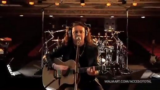 7.5M views · 201K reactions | "Yo no puedo compartir tus labios" | Maná Manía | Facebook