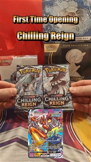 Opening Chilling Reign for the FIRST Time… 👀❄️