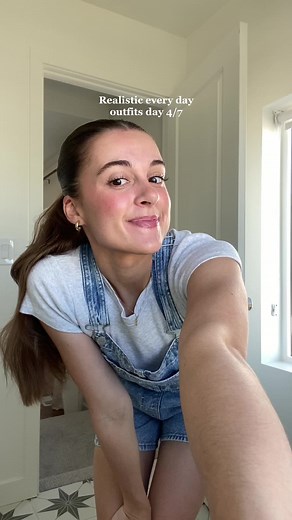 Styling Overall Shorts for Summer Days