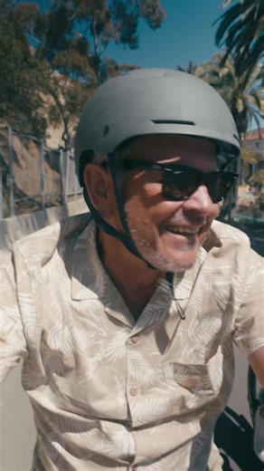 Pace 4 features Sensor Switch tech for all riders. Combined with a suspension seatpost and integrated lights and turn signals, Pace 4 covers all bases for a safe, comfortable ride. | Aventon