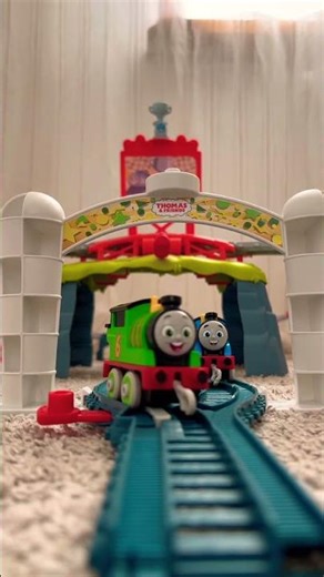 Will Thomas beat Percy this time? 🏁🚂 #thomasandfriends