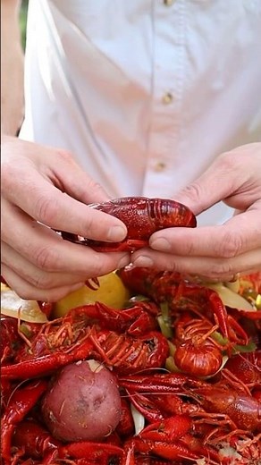 How to peel a crawfish. Full cook is on my channel #crawfish
