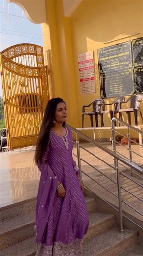 Mansi Lokare on Instagram: "सवारियां सेठ 🌹🦚💐🌸🌺🌻👏🏻🙌🏻❤️लातूर 🛖 #sawariya #sawariyaseth #latur #latur #maharashtra #viral #viralvideos #viralsong #trendingnow #trendingsongs #trend #trendingaudio #trending #viralvideos #viral #viralreels #fyp #fypppppppppppppppppppppppppppppppppppppppppppppppppppppppppppppppppppppp #fypシ #pune #mumbai #dharashiv #solapur #viral"