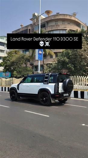2021 Land Rover Defender 110 D300 SE