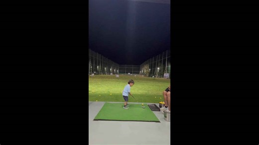 Toddler celebrates hitting golf ball by busting adorable dance