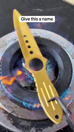 Unique Christmas Knife Tricks for CS:GO Players
