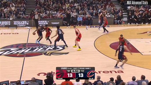 Best thing harden did was become a drop coverage killer as he’s gotten older, it’s opened more passing windows for him as he’s aged. If you don’t step up he’s walking into these with ease now