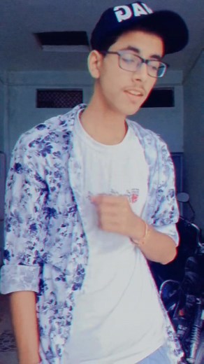 Kal raste me gum mil Gaya tha lag k gale me to diya#duet #forlovers #moodtingtongtwist #tashne_ishq