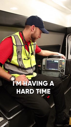 Teaching my new student stable vs unstable in ACLS. #cardiacarrest #paramedicschool #paramedic