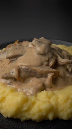 Beef Stroganoff #beefrecipe #dinnerrecipe #dinnerideas #comfortfood #unfoldflavor #recipe
