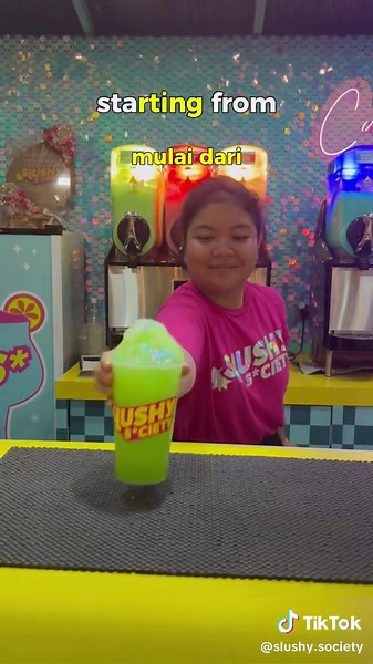 Beat the Bali heat with the best Slushy in Canggu! 🥶🥝🍋