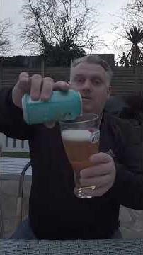 Kona Brewing Co Big Wave Golden Ale 4.4% #craftbeerreview #hawaii #aloha