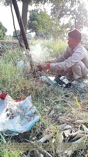 Barehand Connections: The Dangers of Unprotected Live Wire Work