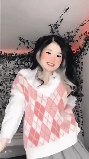 kikakim doing dance on simple dimple pop it ❤️❤️